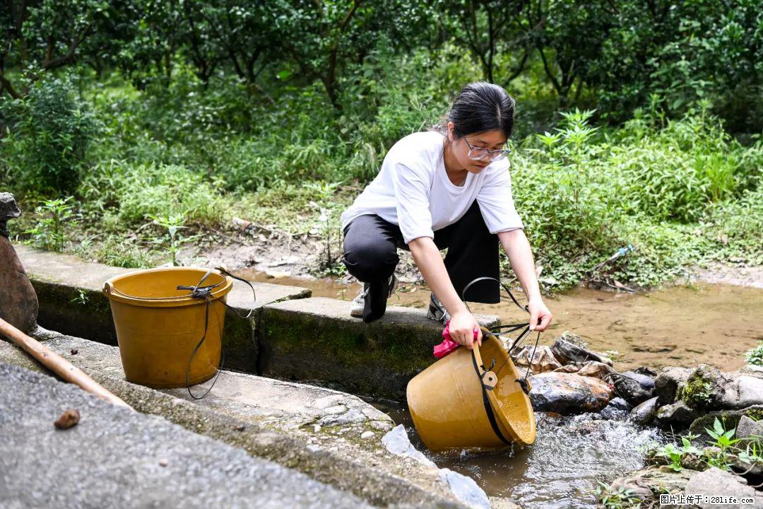 全网追的“扁担女孩”，找了一份暑假工，时薪12元 - 芜湖生活资讯 - 芜湖28生活网 wuhu.28life.com
